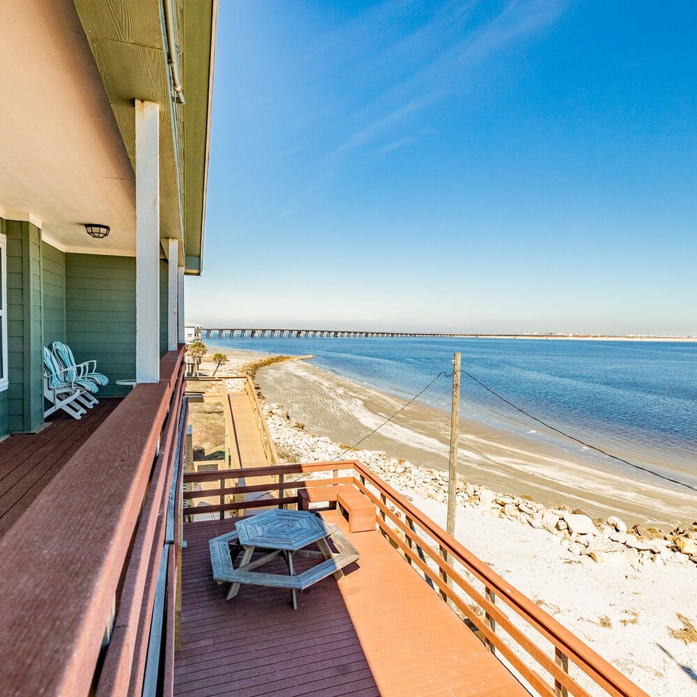 Gulf Adventures and Beachfront Relaxation Awaits