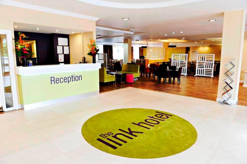 Loughborough Vacations - The Link Hotel Loughborough - Property Image 2