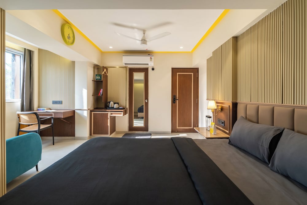 The Hosteller Mumbai, International Airport