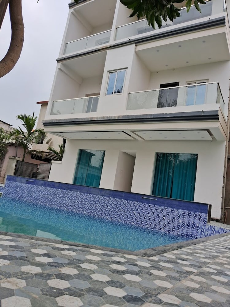 The Ashoka Resort & Banquets view 3