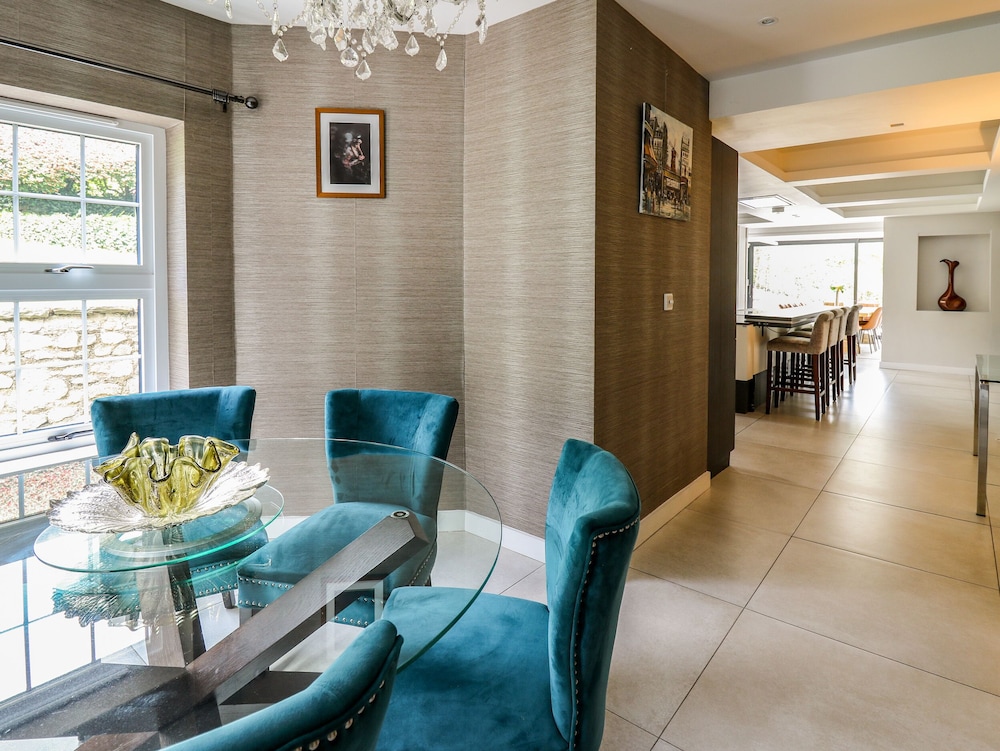 Glamorgan House