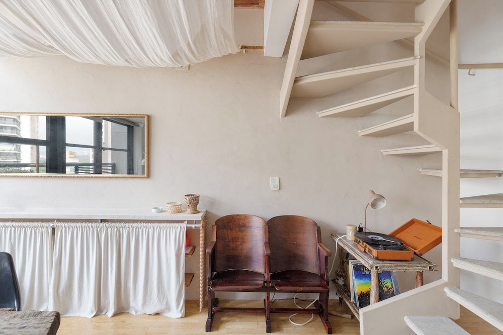Urbano Duplex by WECARE Hosting