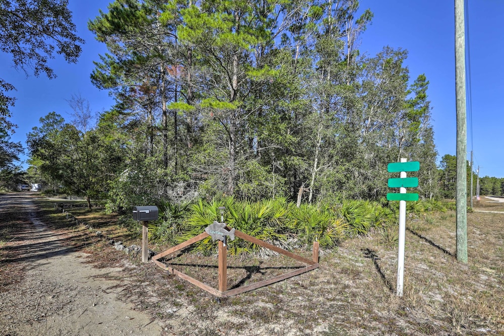 Keaton Beach Escape w/ Hot Tub < 2 Mi to Shore view 4