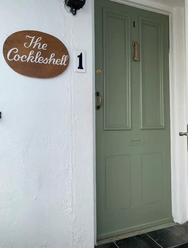 Cockleshell Cottage