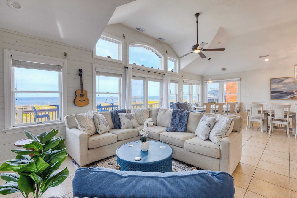 Sleeps 28 Beachfront w/ Pool, Hot Tub, Game Room Atlantic Watch by Avantstay