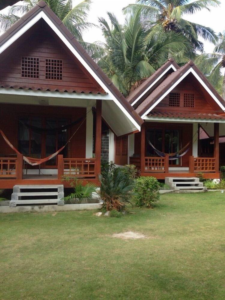 Hut Sun Bungalow