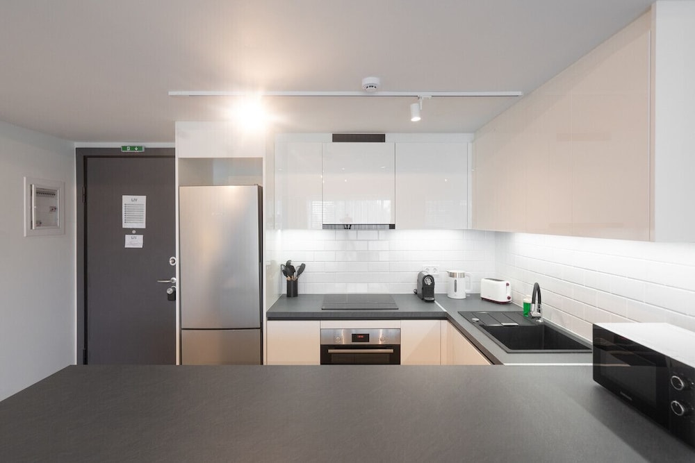 LIV Athinum 1 - Luxury Apartment 1B