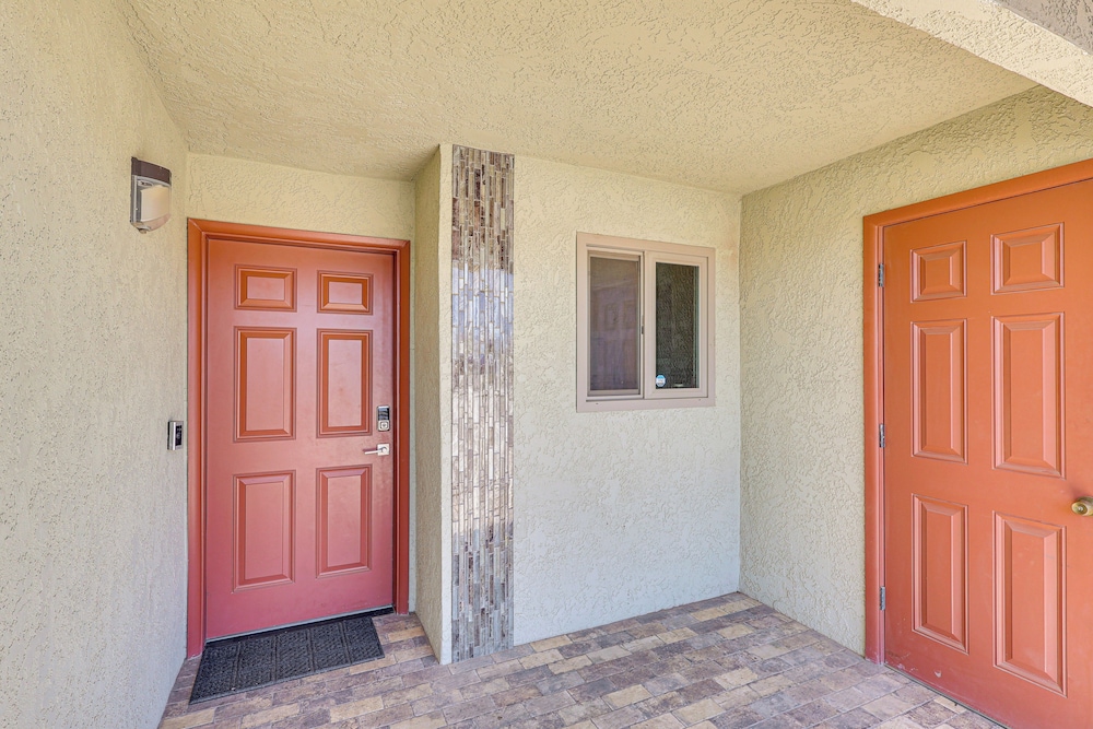 1 Mi to Lake Havasu: Outdoor Rec Hub w/ Views!