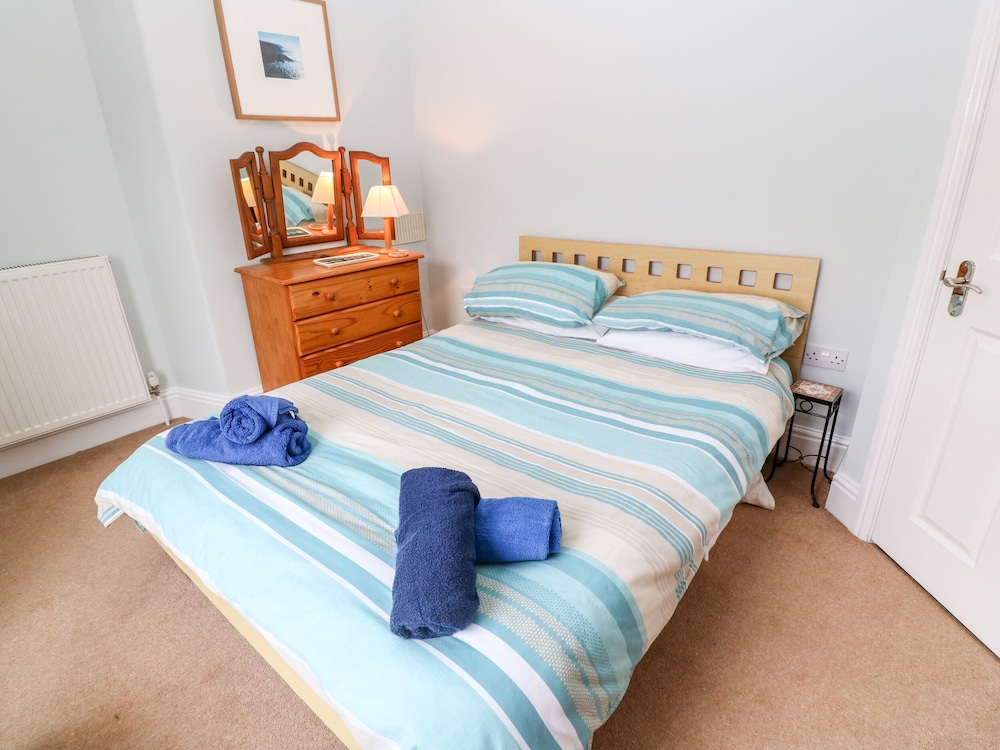 Trevorrow House view 4
