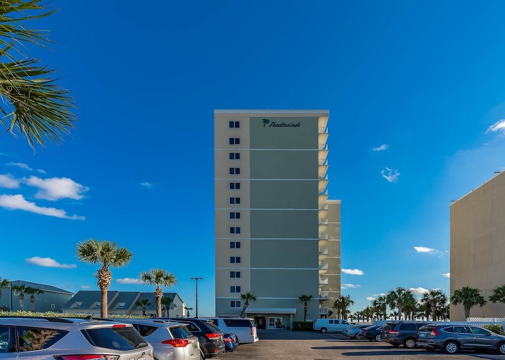 Tradewinds 102 1 Bedroom Condo