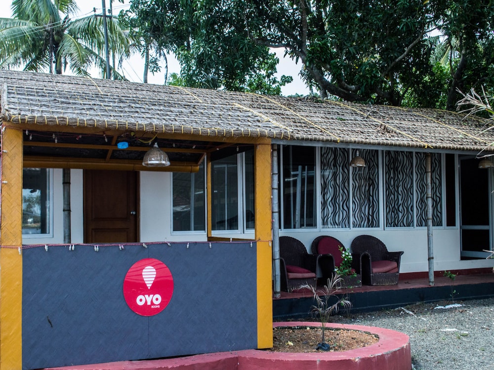 OYO 5237 Island Lake Resort