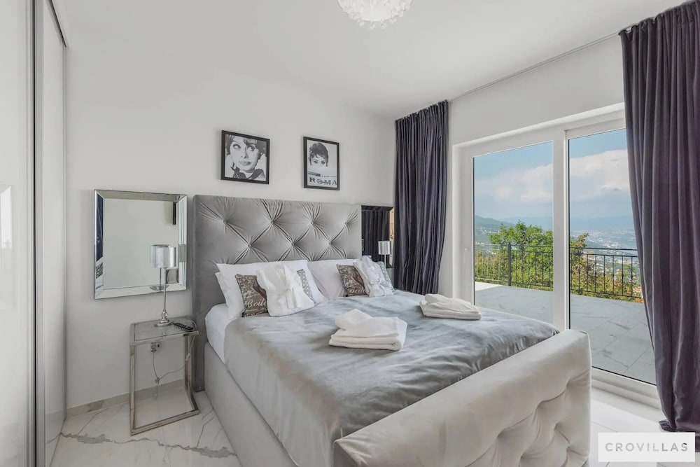 Villa Lauriana Nearby Opatija - Crovillas