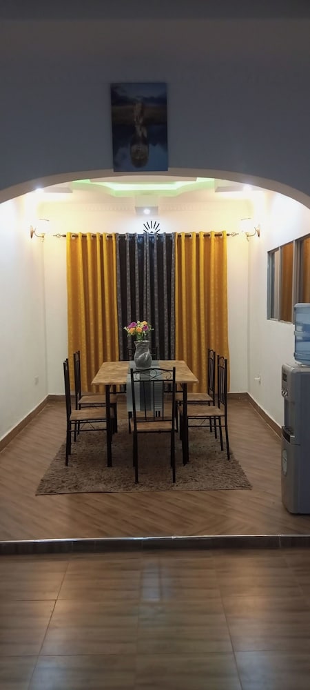 Lux Suites Siyoi Gardens Kitale