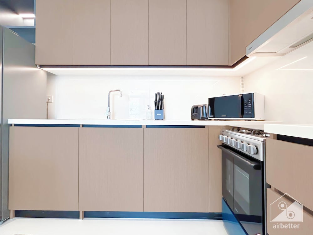 Luxurious 2B Apartment at Burj Crown Downtown