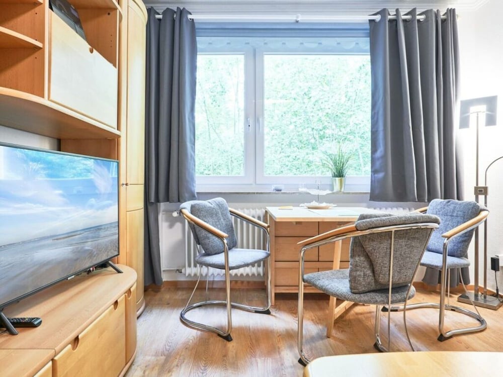 Juchmann Modern Retreat