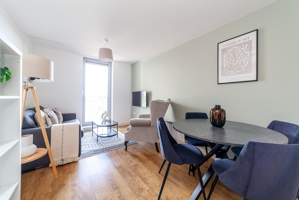 The Stratford Apartments