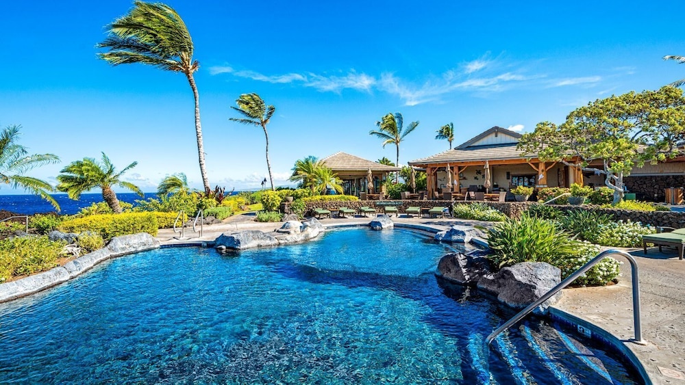 Waikoloa Golf Discount Views of Ocean & Golf Course Outdoor Seating - Vrkcv