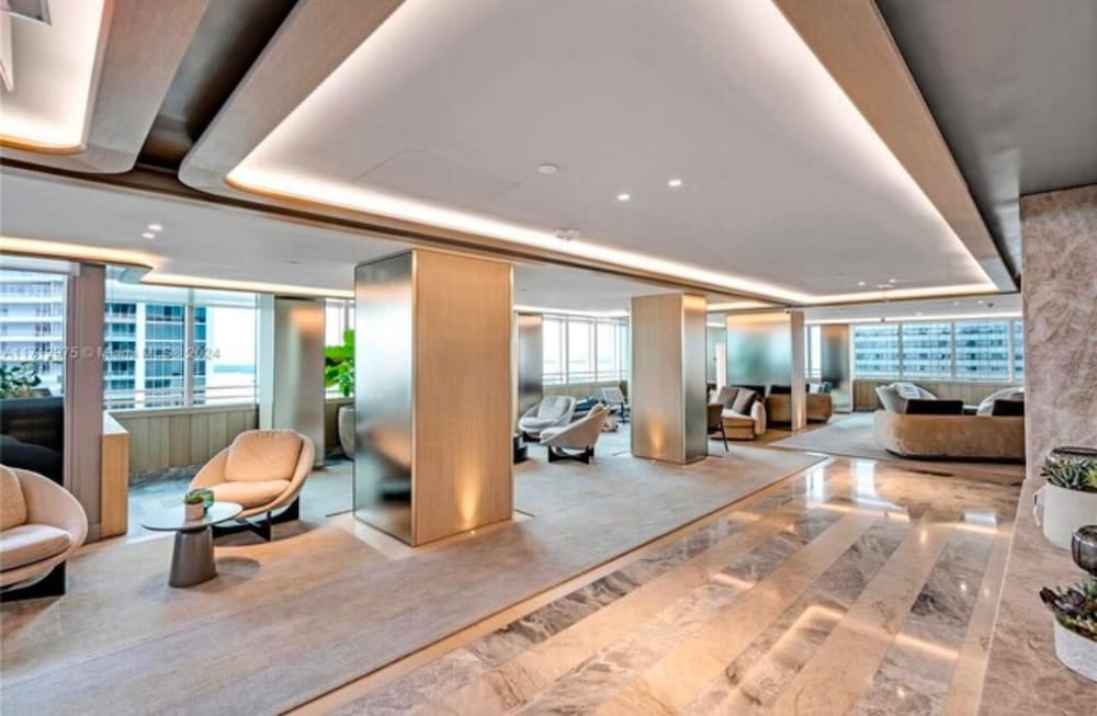 AKA Brickell 31th Free Parking by Palermo Home
