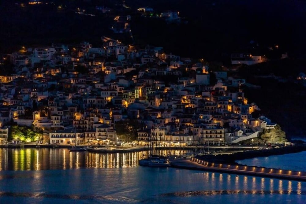 Evlalia Studios & Villas