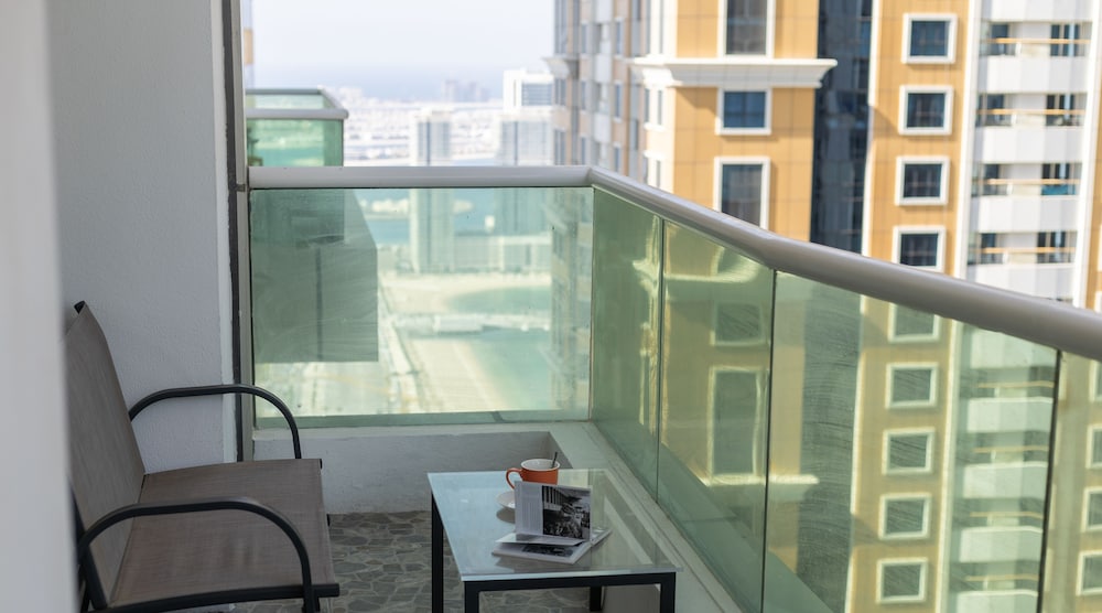 Manzil-Lux 1BR in Marina with views