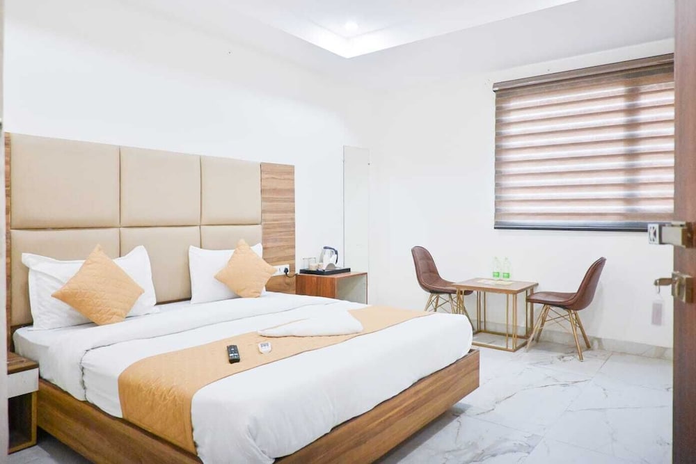 Hotel Yashobhoomi Inn