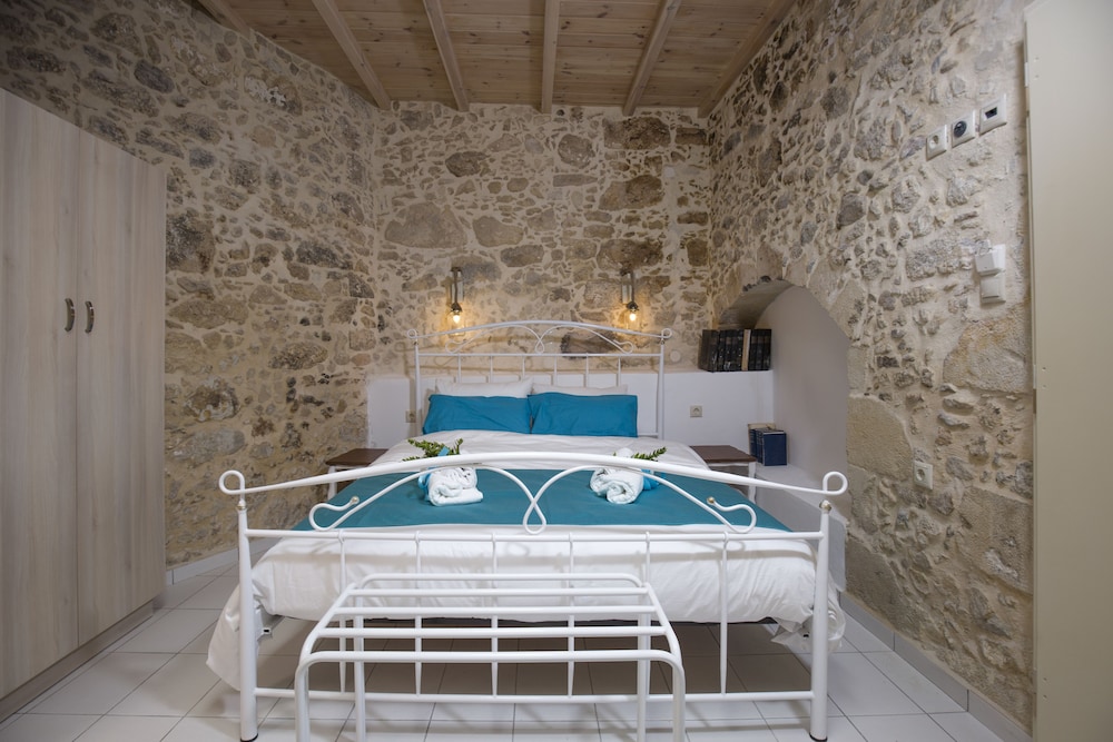 Trigono Holiday House photo 3