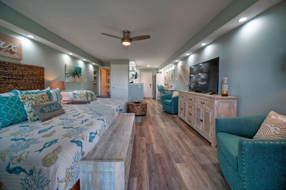2 Beachfront Condos w Pool Sleeps 8 Beach Happy Summer Love by Avantstay
