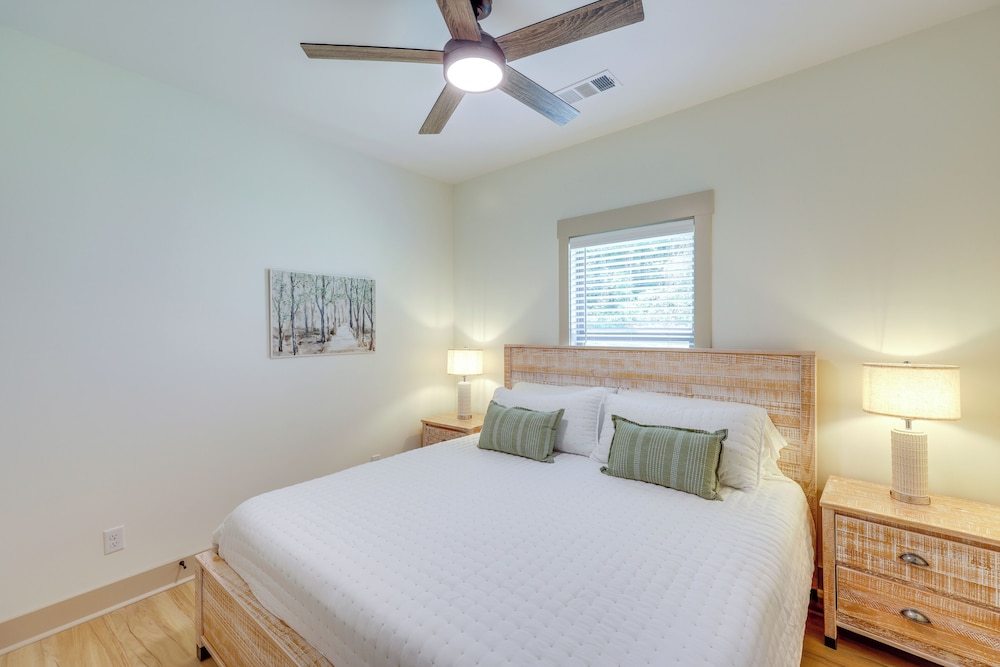 Walk to Sports Complex: Home in Millbrook!
