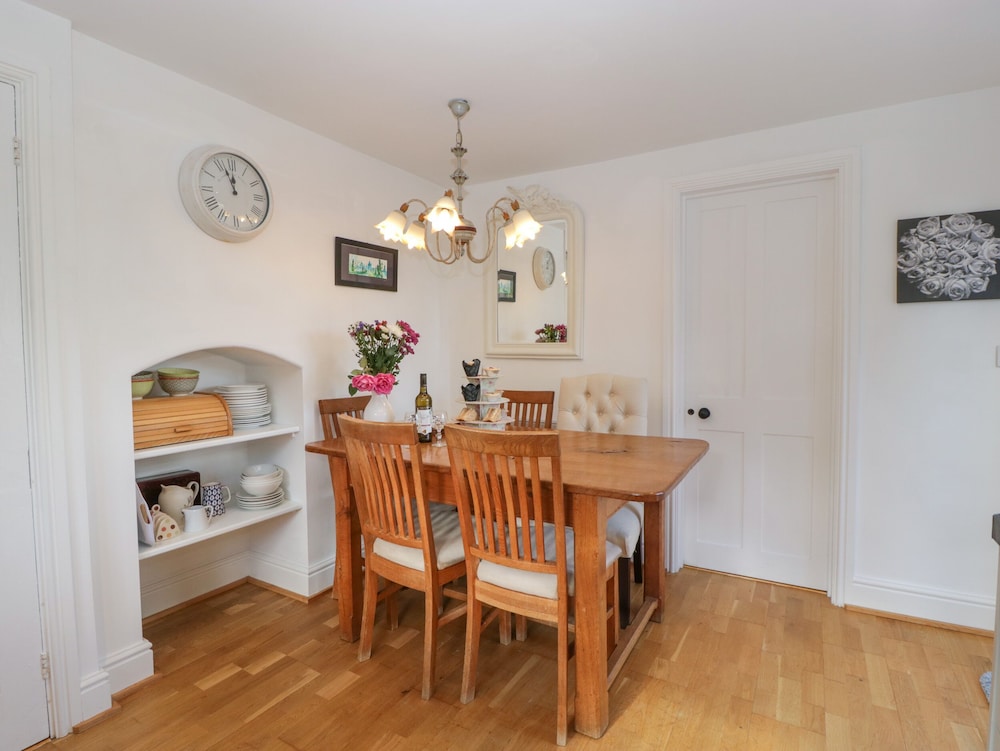 Pound Cottage