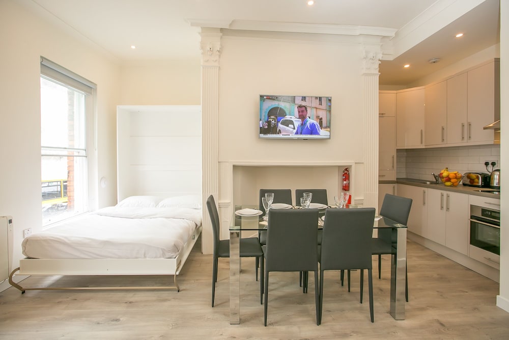 St Stephen's Green District Apartments 2