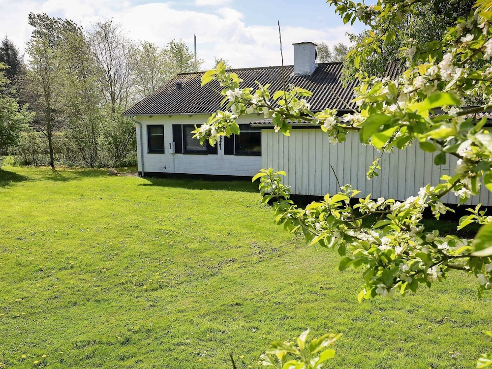 Refreshing Holiday Home in Spøttrup near Sea