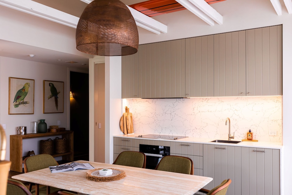 Sunbird Suite by Stay Noosa
