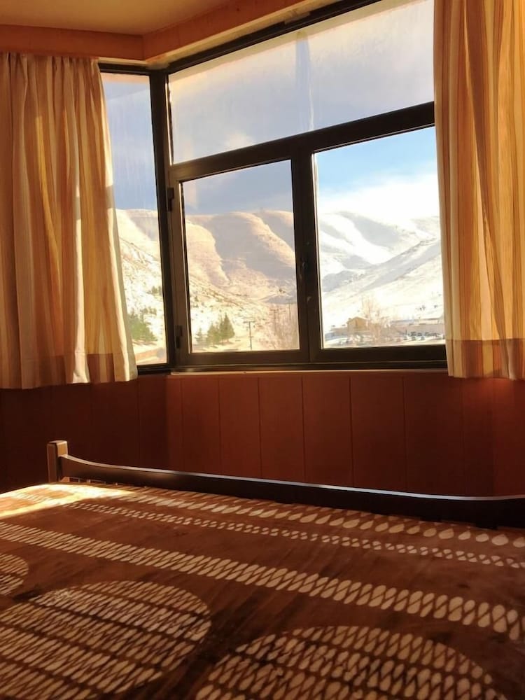 MzaarViews Chalets