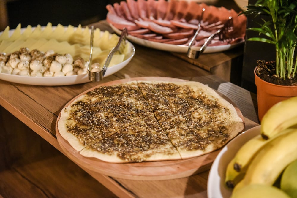 Luxir Hotel - Image 15