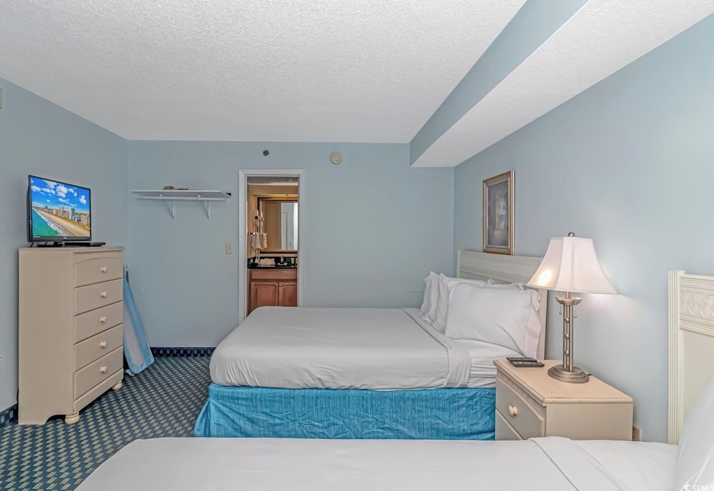 2BR Condo at Atlantica Resort