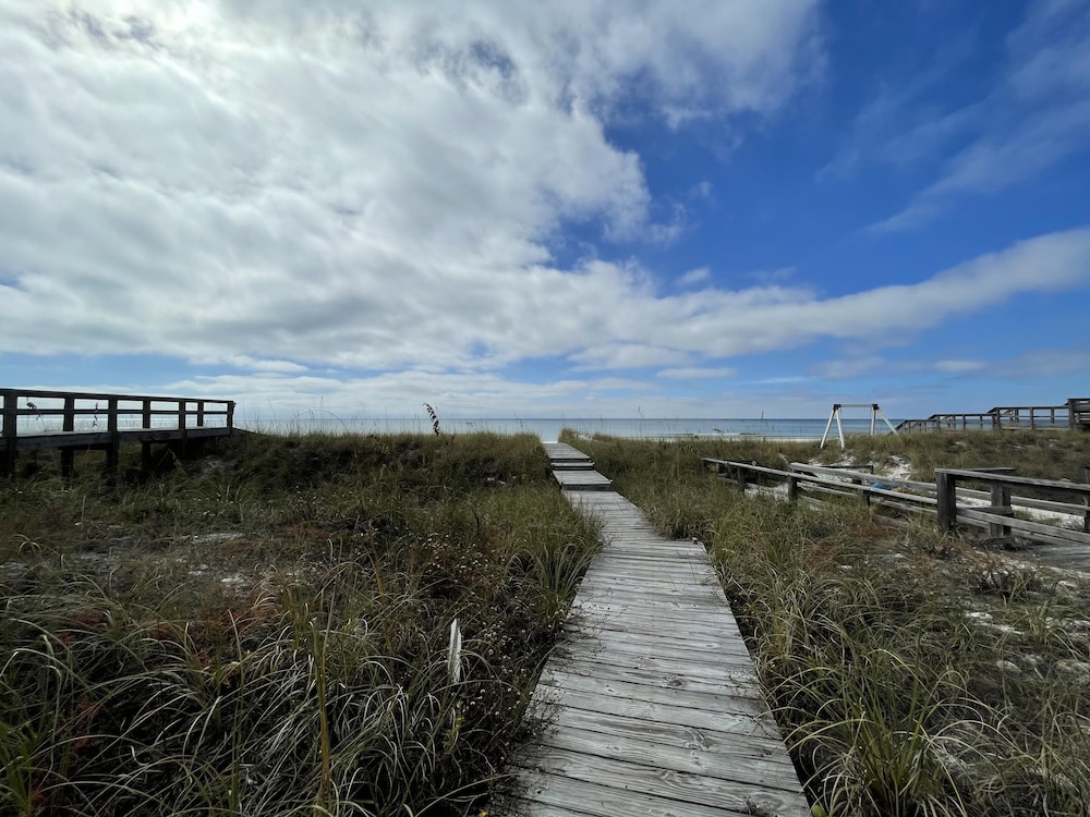 Photo 32