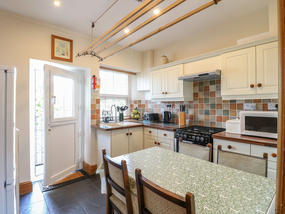 Longstone View
