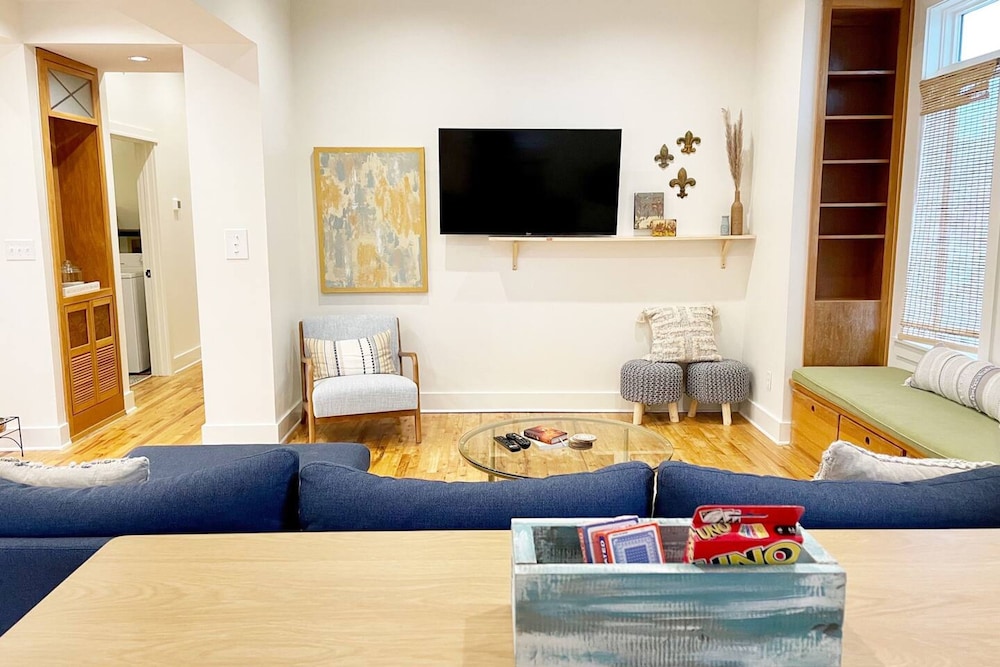 Days Like This -spacious Home Steps From the Beach