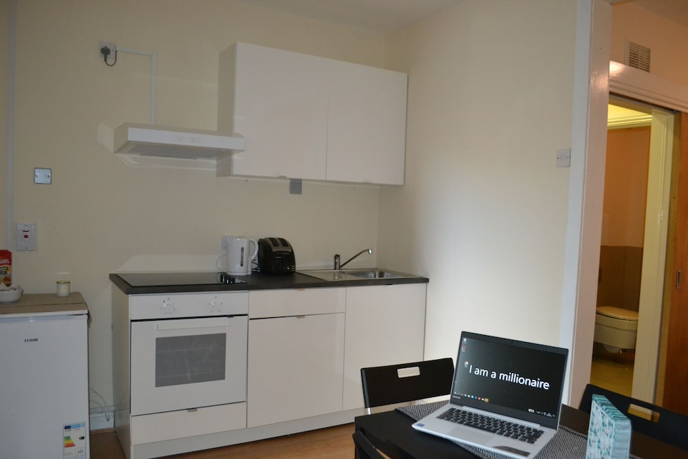 Cozy Modern Bedroom Apartment City L1
