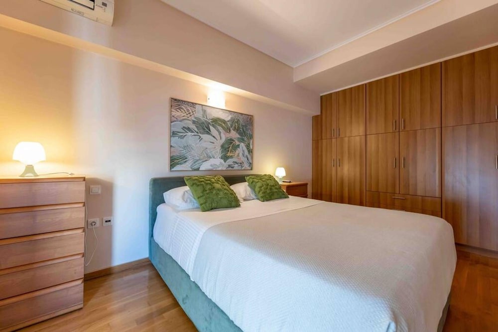 Petralona Amazing 2 bd Flat