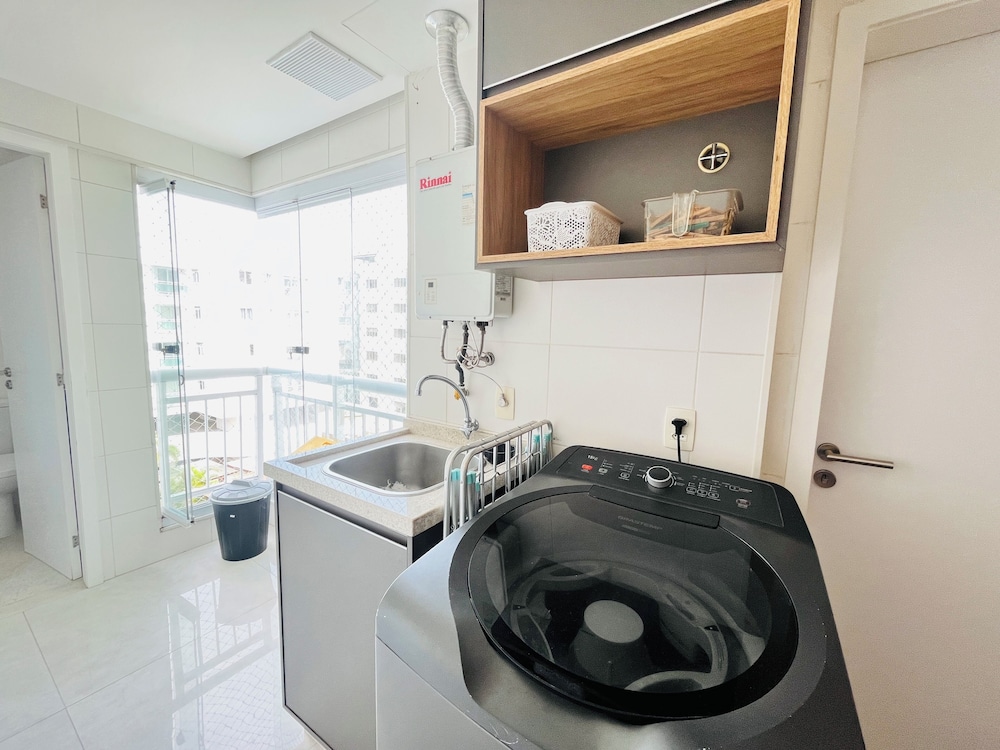 CM 304 - luxo conforto em frente ao mar