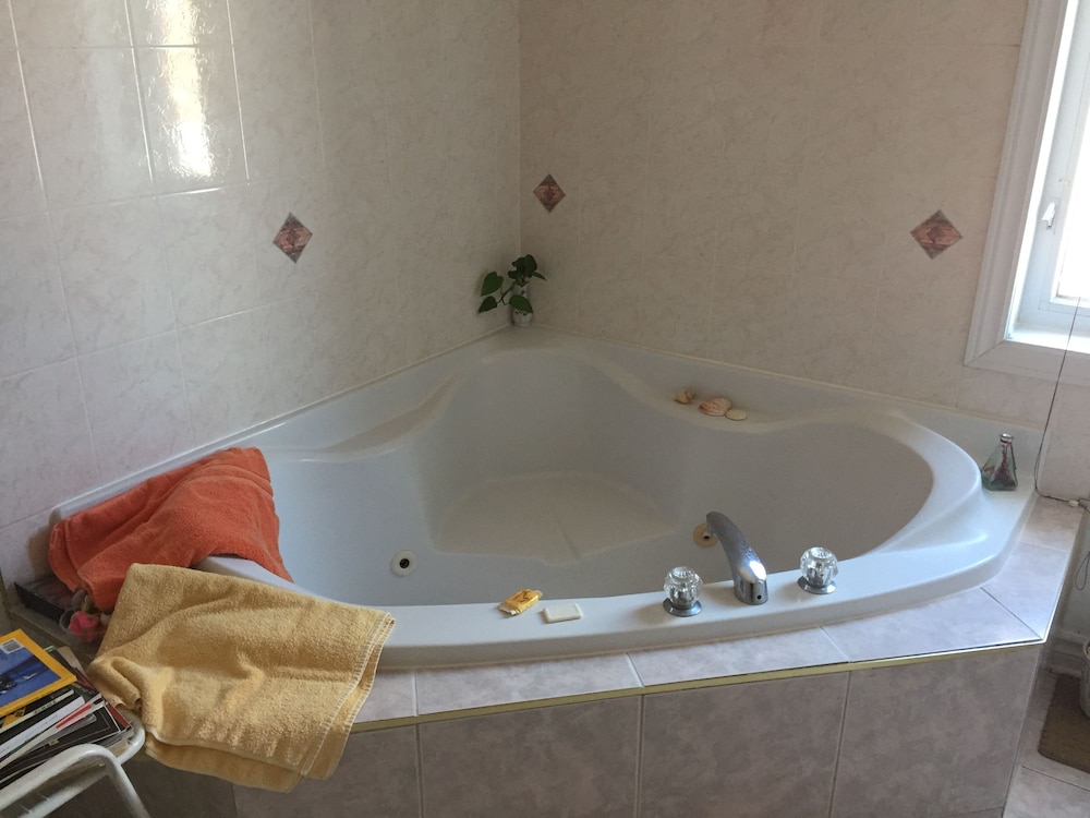 Photo 33