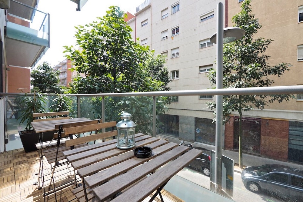 Les Corts Apartments By Olala Homes