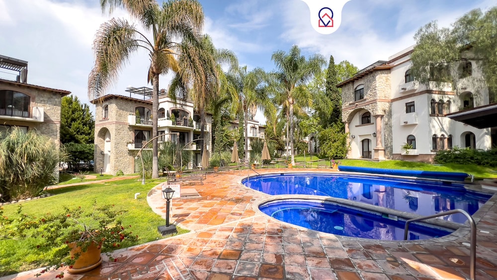 Prime Location w Amenities in San Miguel