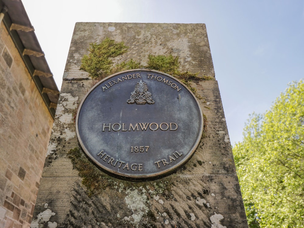 The Coach House - Holmwood