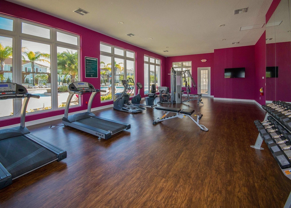 Spacious 4Bd Disney Dream With Resort Access at Lucaya 3210