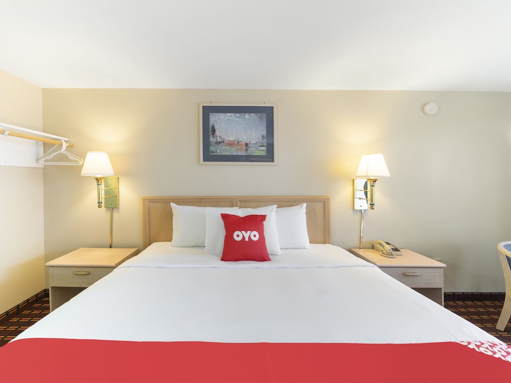 OYO Hotel Starlite Seneca Falls