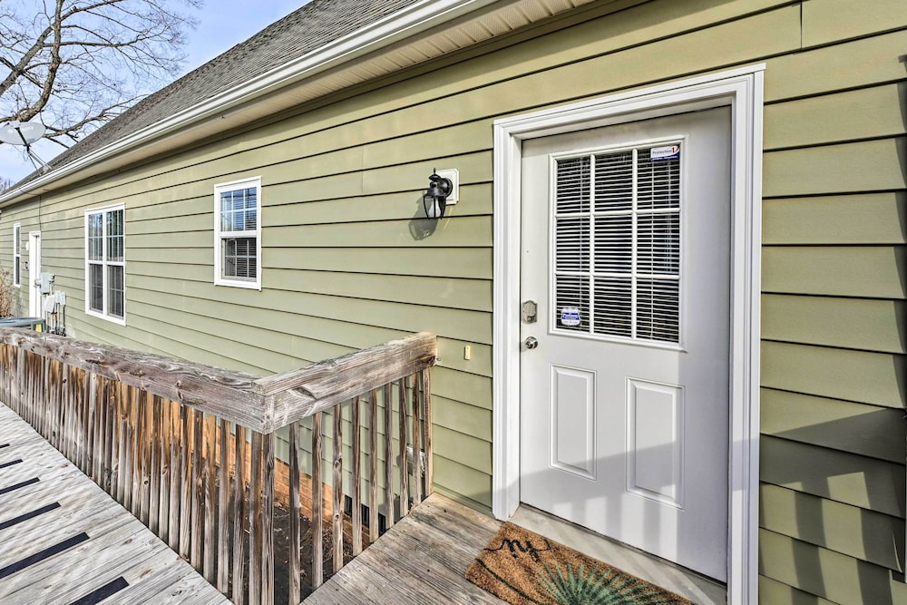 Stokesdale Vacation Rental w/ Game Room! view 2