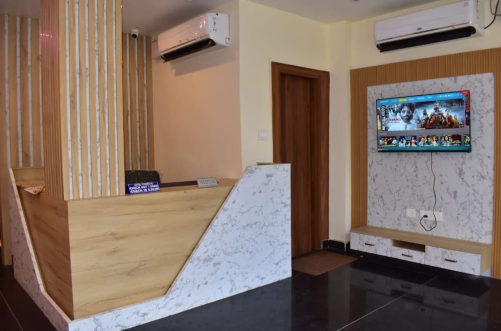 Hotel Pushparaj Puri