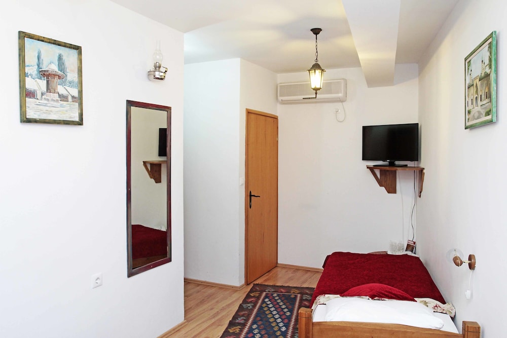 Photo 20